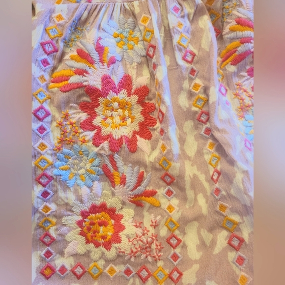2/$15 Savanna Jane Boho Chic Top, S, Purple Leopard, Floral Embroidery, NWT - Picture 11 of 15